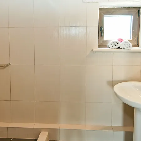Kymaros Villa Keri