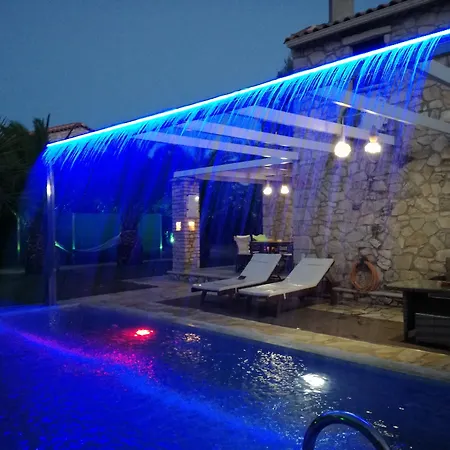 Villa Kymaros