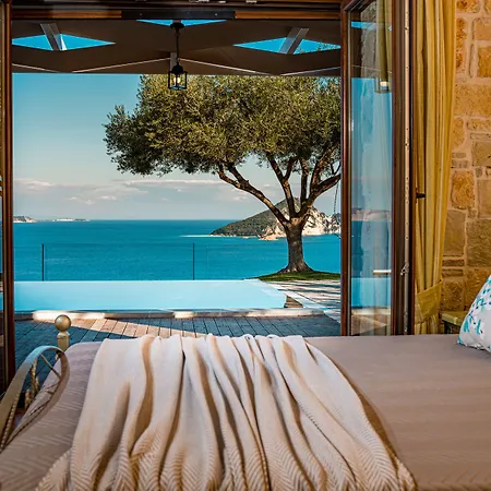 Kymaros Villa Keri