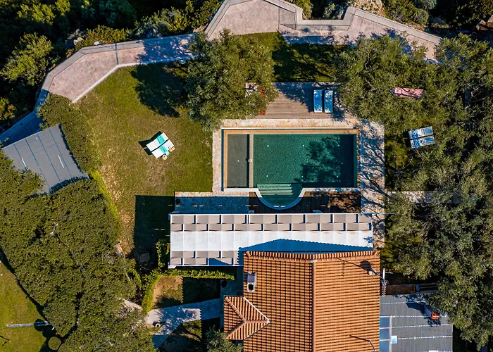 Villa Kymaros Keri