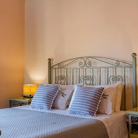Вилла Kymaros Villas *