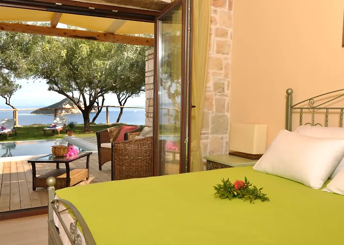 Kymaros Villa Keri