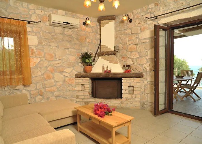 Kymaros Villa Keri